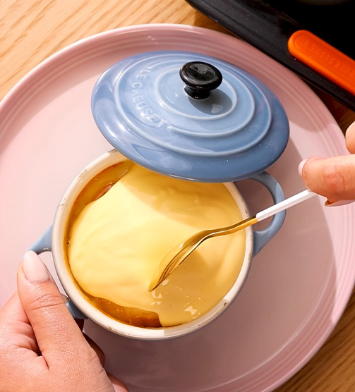 Rooibos Spiced Stewed Apples with Malva Cake Topping